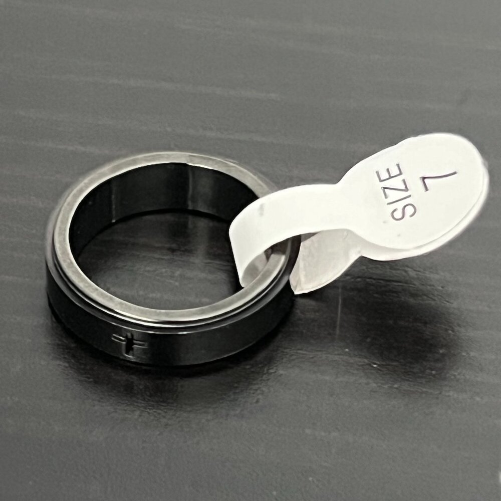 Stainless Steel Spinner Ring (size 7)